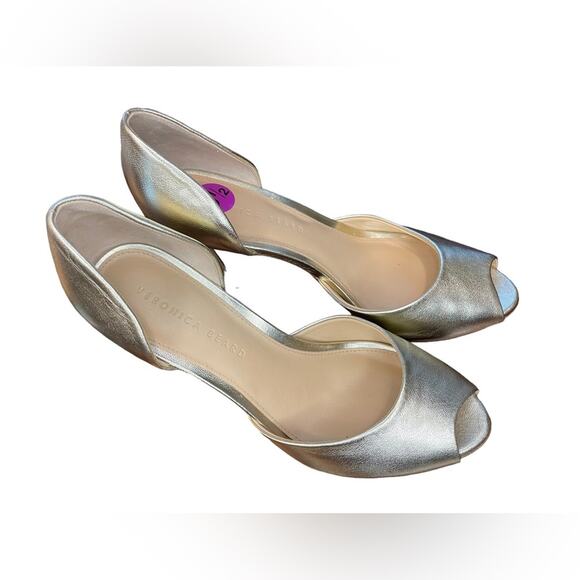 VERONICA BEARD NWOT/NWOB Gadot Gold Peep Toe Pumps Size 8.5 Heels $395 MSRP NYE - Picture 4 of 16
